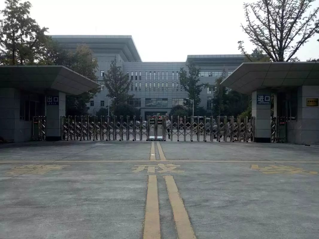 丹东元宝区丹东元宝区四川消防总队伸缩门