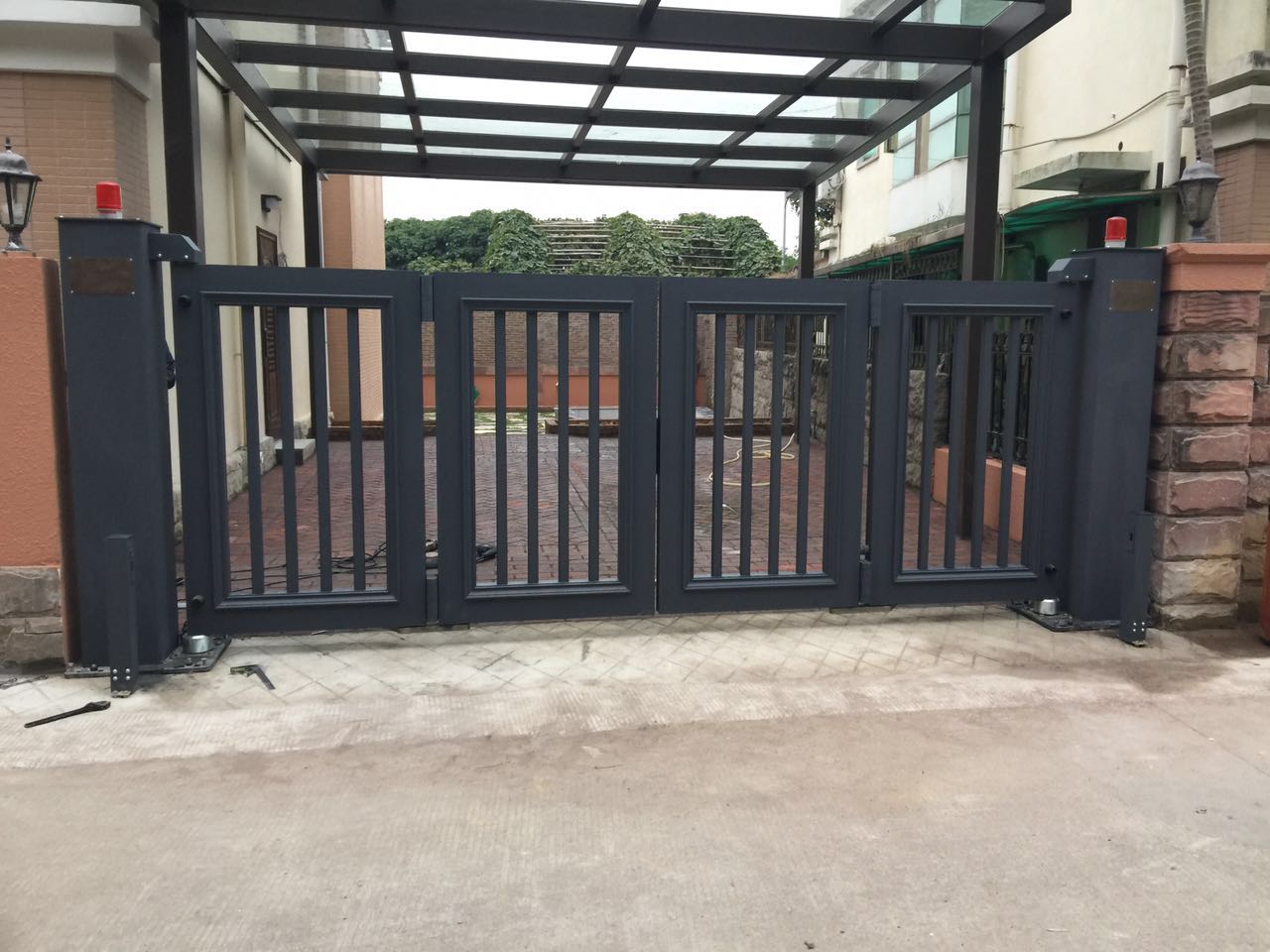 丹东元宝区丹东元宝区德阳市悬浮折叠门